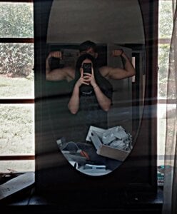 Romanticrelations Us Hình 2