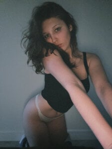 Blue jeans, Black top de lea_belle_  3 Imagens