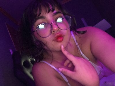 Zara_Snow I know you've seen many, but none like me... come closer and let yourself be loved, because with me Pic