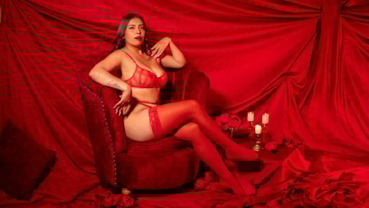 Alice_Laurentt do you want to be my valentine ? Pic 3