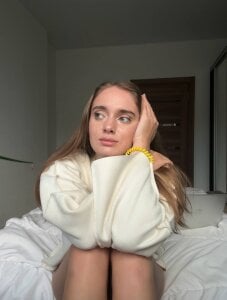 BabyMelie Public Pic 3