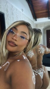 TianahGlow Public Pic 6