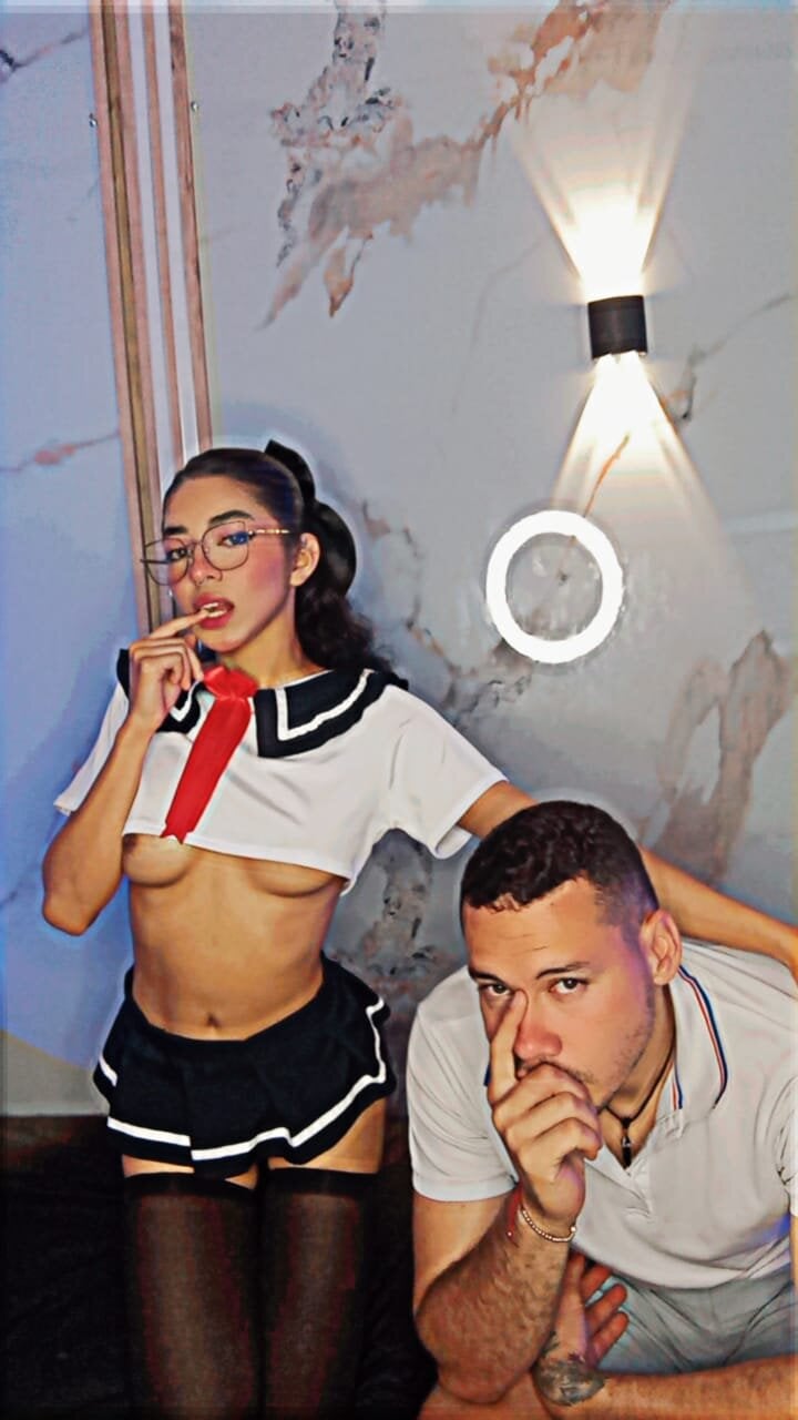 Трендове зображення  8855 Aron_and_molly