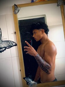 andrew_myersx Public Pic