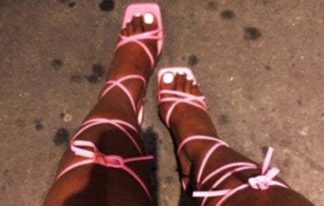 BriellaBanksのPublicの枚の写真