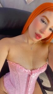 Crazyorange_ A little bit of me! Photo 3