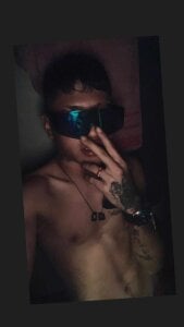 jaden_wolf “Tócame con la mirada.” Pic