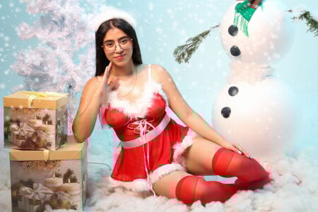 Amy_wats0n christmas mode Pic 2