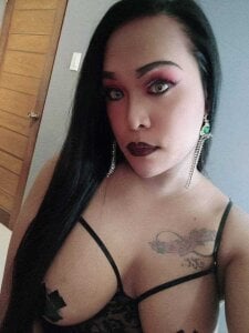 CumFactoryLuna Georgous Magnificient Mistress Luna Pic 6