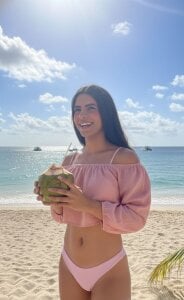 karen_sofia_ Day Beach Pic