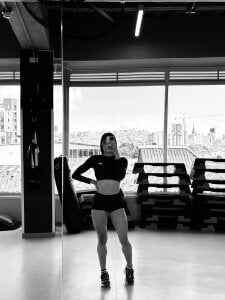 Ema_Rose_ Do you like to train? 사진 5