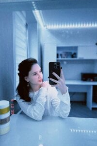 LornaBuffkin I'm sitting here in blue Pic 4