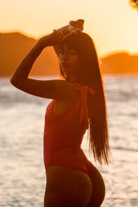 ZairaSofia1 Barbie at beach 💕 Pic 3