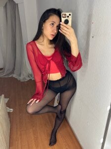 SelinaNoir Public Gambar 5