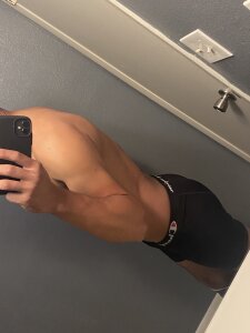 Bigmacana007 Public Pic