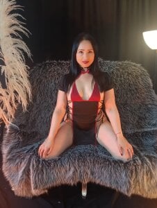 AliceLamore Red Temptation Pic 3