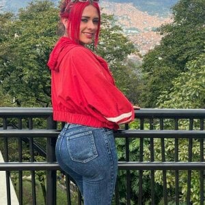 vogue_sexxx Public Pic 5