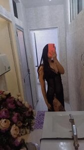 Isis101 sexy isis Foto 2