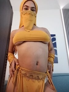 Natash_khalal Temptation is served... do you come or do you stay looking? 😘🔥 Pic 4