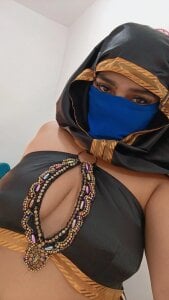 Inaya_Khalifa Do you want to play with my big hot ass?🔥 Pic 5