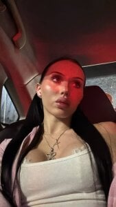 EmilyMosley Beauty 💋 Pic 6