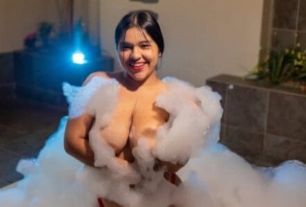 Emmymilk Public Pic