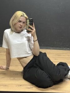 SweetLilyxo Public Poză 3