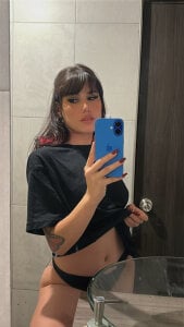 AmbarDupont 🩶 รูป  4