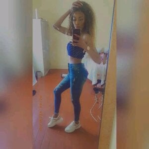 Kylie_Hairy_Bbc