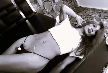 ravenous_charmer hellen Pic