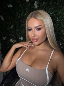 EvaZane Styled to Perfection Gambar 2