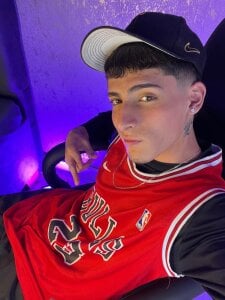 MateoMitchell Hello honey 👀 Pic 3