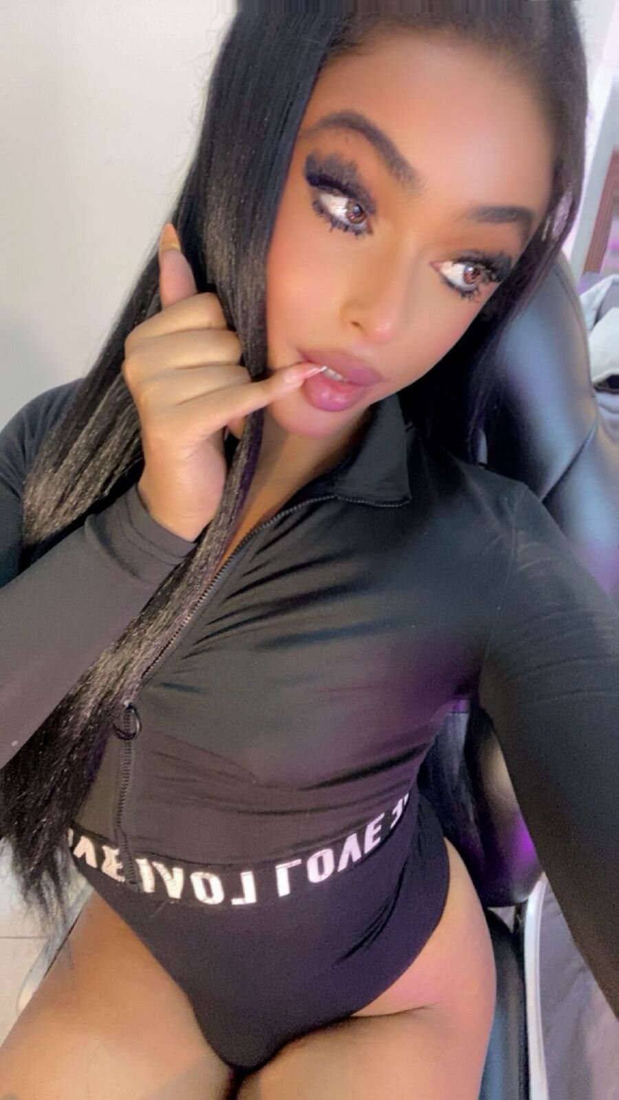 Anyeliin_miller Populært bilde 2905