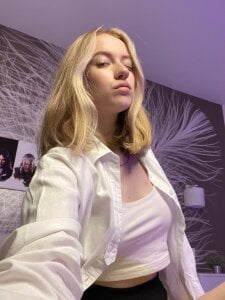 CwenHetherington Cuty me Pic 4