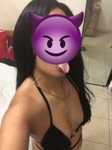 Thalia_Drake06 Public Pic 3