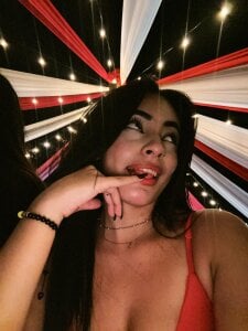 SilkSigh SEXY RED Pic 2