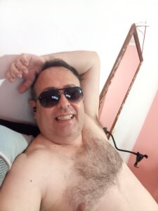 Eu de coroa_vara72  Imagens