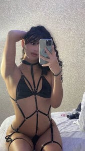 Angeles_Busst Public Pic 6