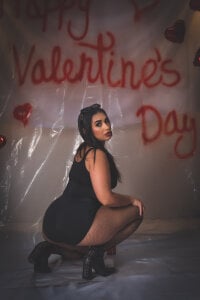 Lia_Blake_ VALENTINE'S DAY Foto 3