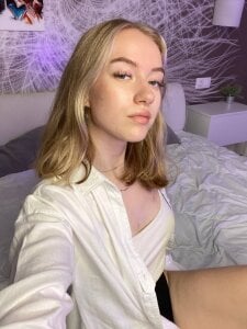 CwenHetherington Cuty me Pic 3