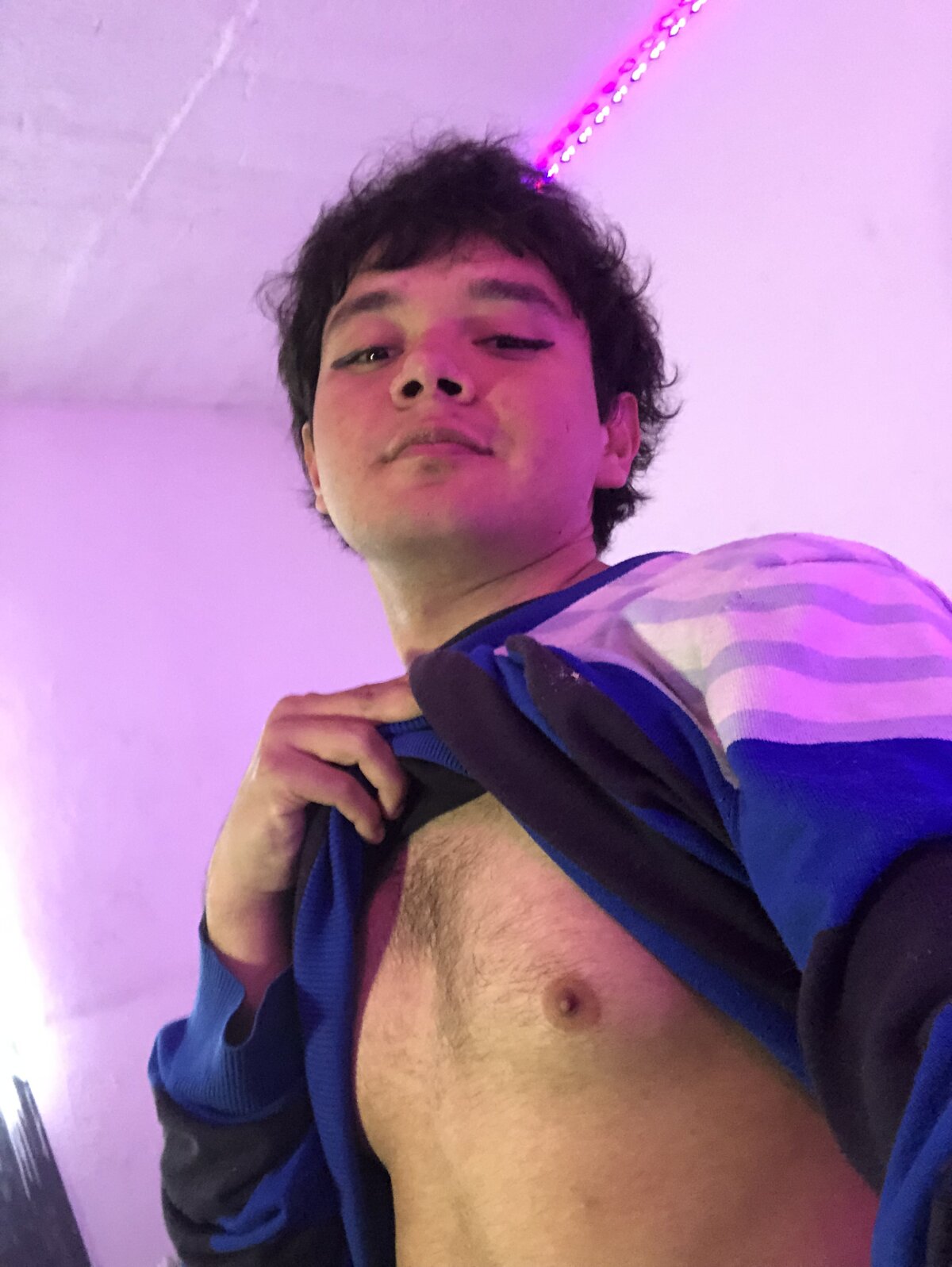 Kody_Royale 熱門圖片 9058