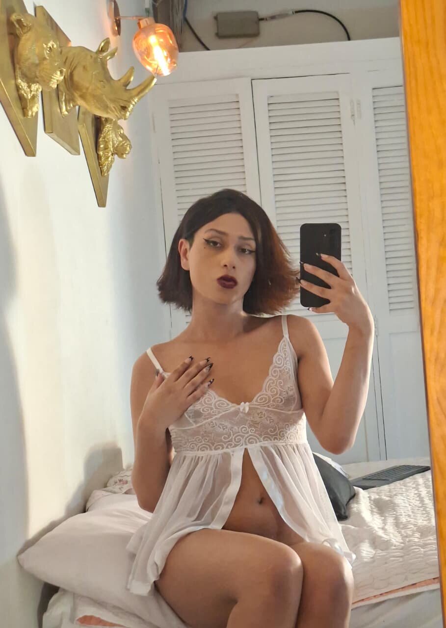 صور Aleexiiaa الرائجة  8048