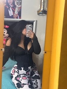 Horny_sophie Public Pic 5