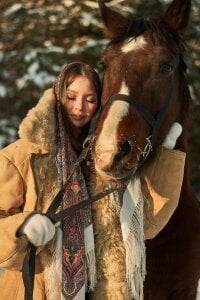 EmmaJonse I love horses Hình 2