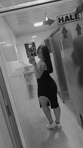 emily_kiss2226 Public Foto 3