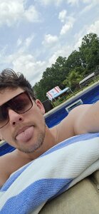 Sam_Is_Hung Public Pic 7