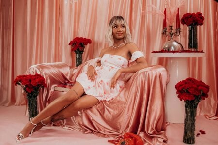 ImaniOkoyeI'm your date, right? 😏🍒图片