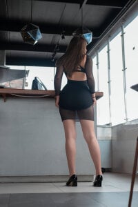 Ivyy_Crystal Subtle, but unforgettable. Pic 4