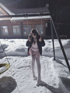 AmeliaEyesPublic Bild 2