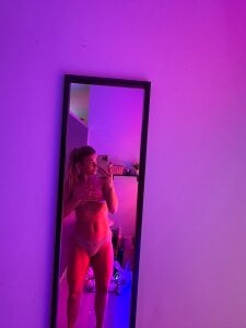 Hannahskye Public Foto 5